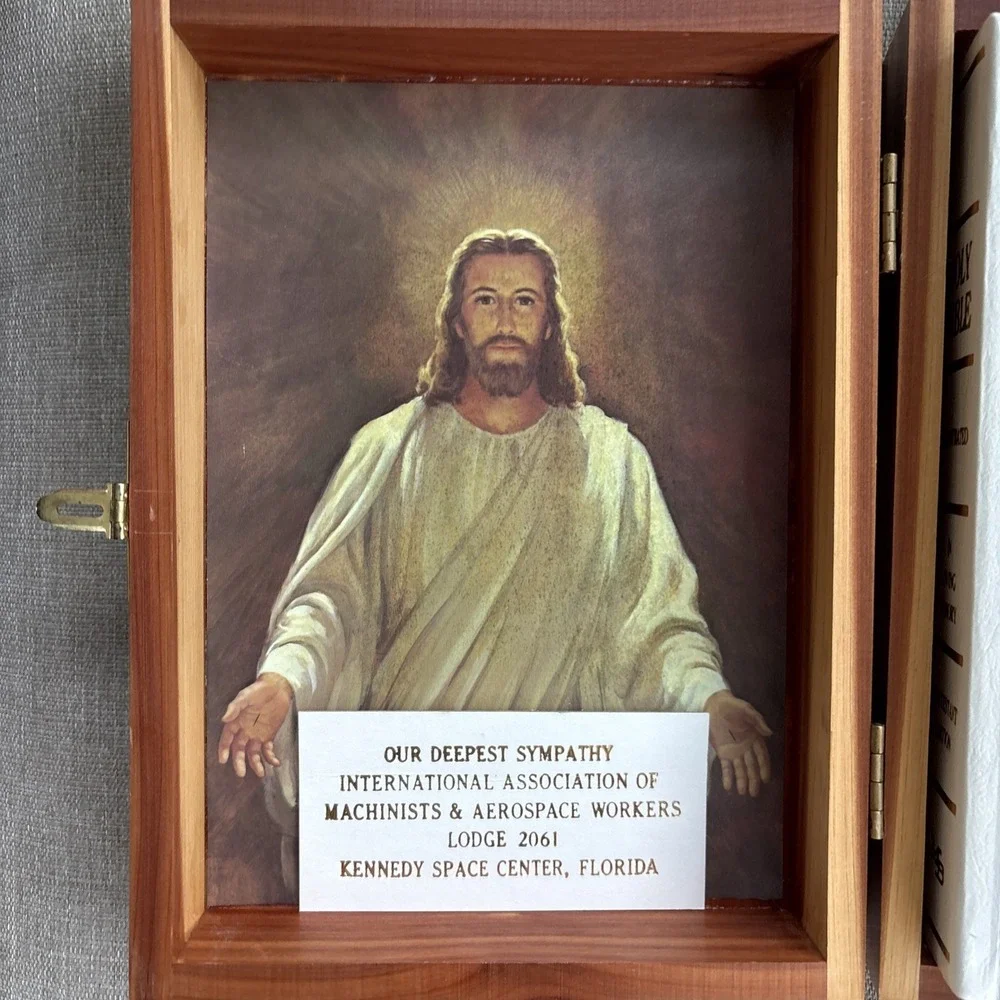 N/A vintage holy